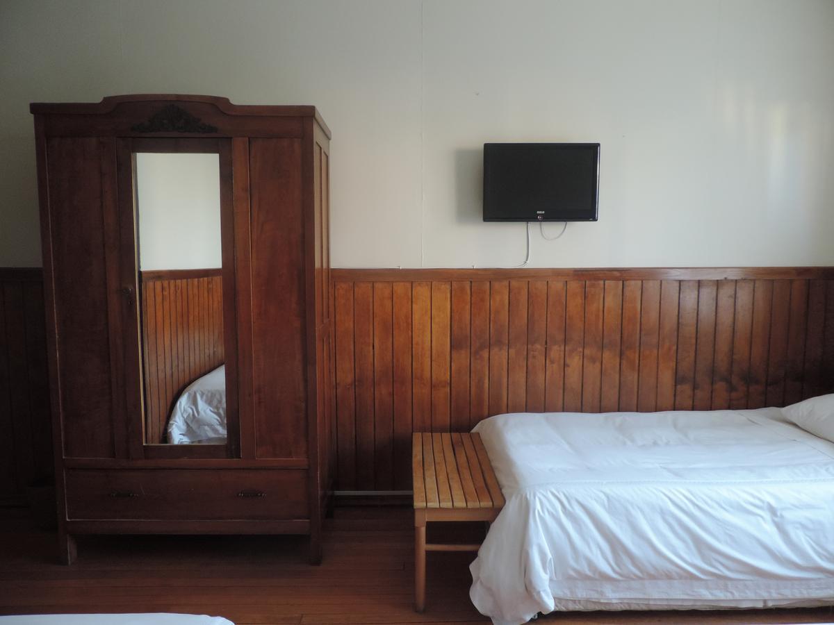 Hostal Oro Fueguino Пунта-Аренас Екстер'єр фото