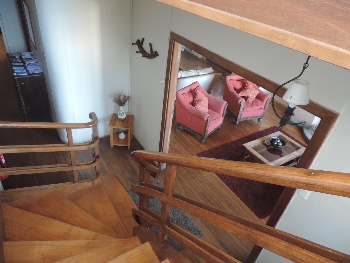 Hostal Oro Fueguino Пунта-Аренас Екстер'єр фото
