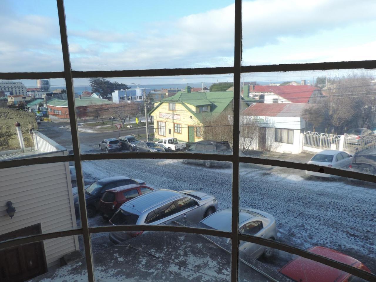Hostal Oro Fueguino Пунта-Аренас Екстер'єр фото