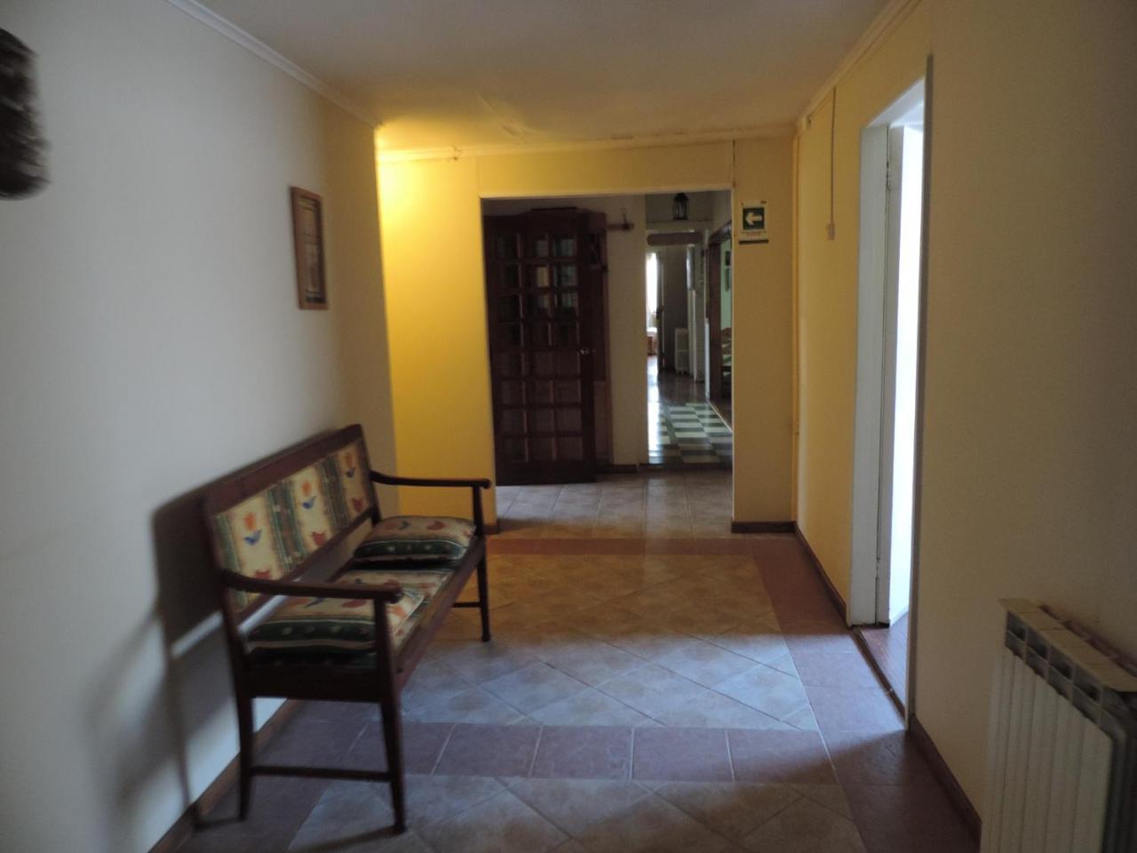 Hostal Oro Fueguino Пунта-Аренас Екстер'єр фото